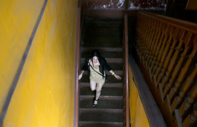  The injustices faced by transgender women in Peru: Tamara quit school in the 5th grade because her classmates constantly teased and insulted her. At 16 she began sniffing glue for a couple years to deal with depression and loneliness. At 18 she began wor